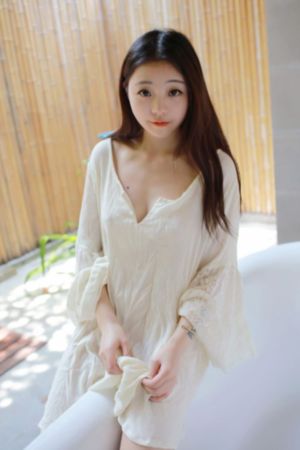 花朵与蛇