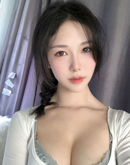 娇喘h1v1喷水
