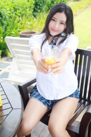 女保险销售员5