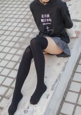年轻女教师2在线播放